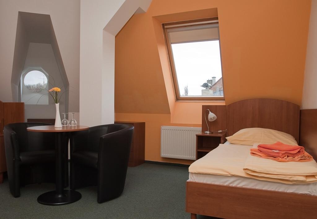 Hotel Antonietta Teplice Quarto foto
