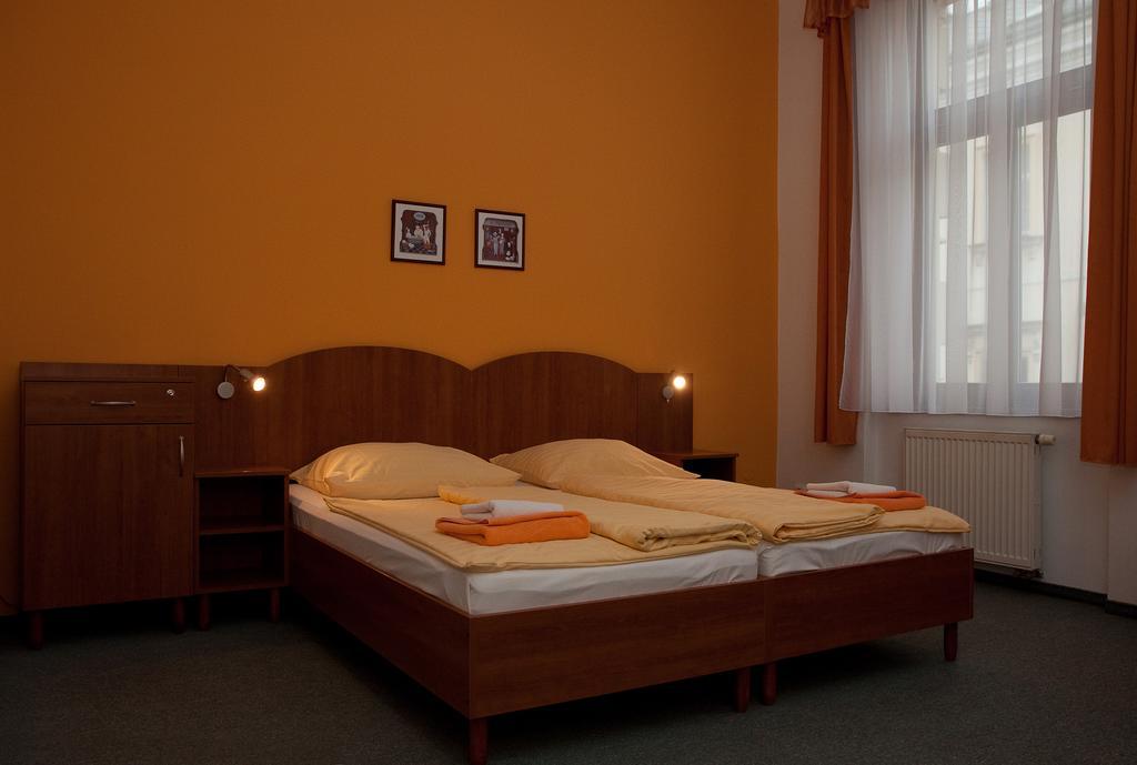 Hotel Antonietta Teplice Quarto foto