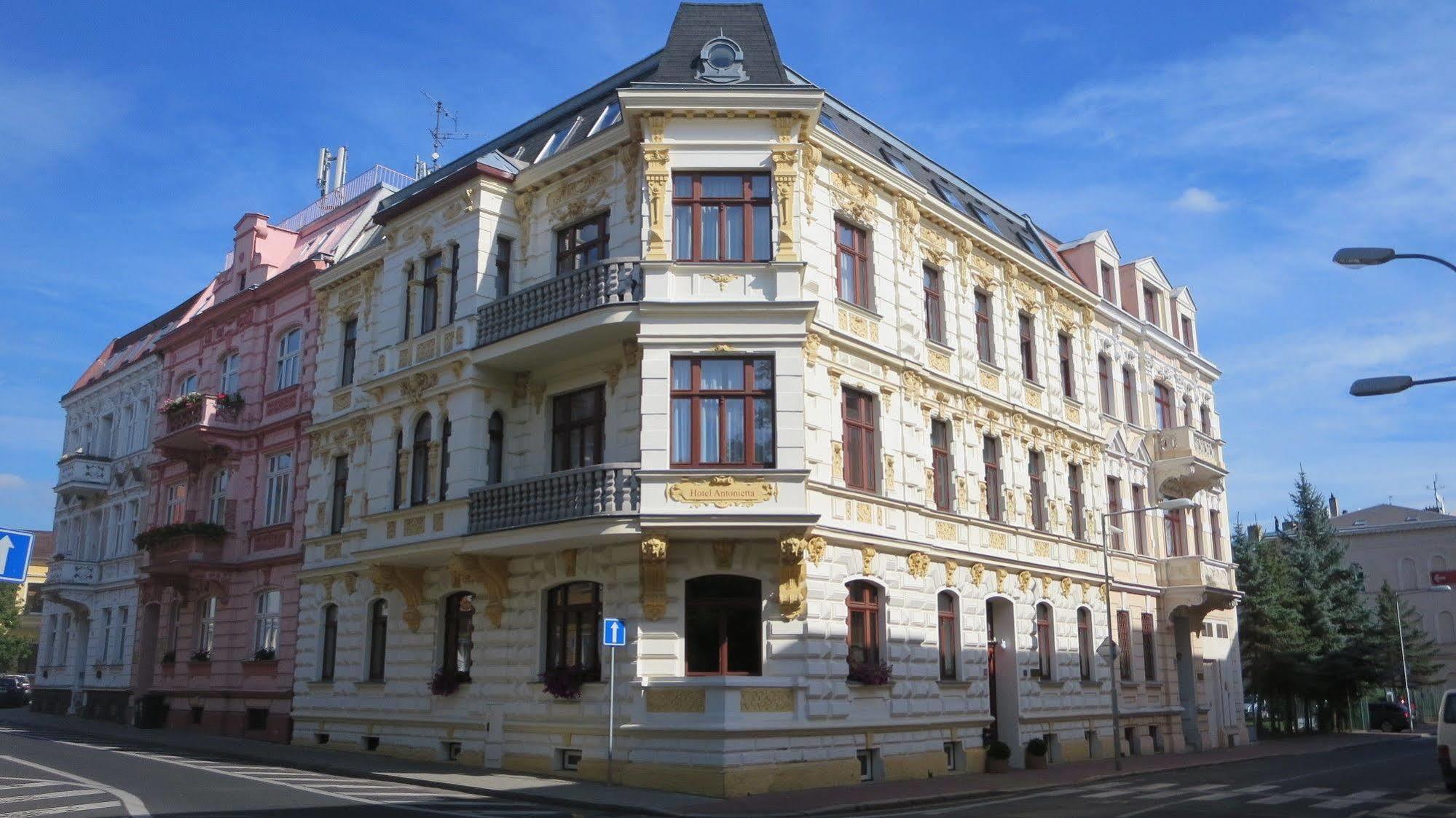 Hotel Antonietta Teplice Exterior foto
