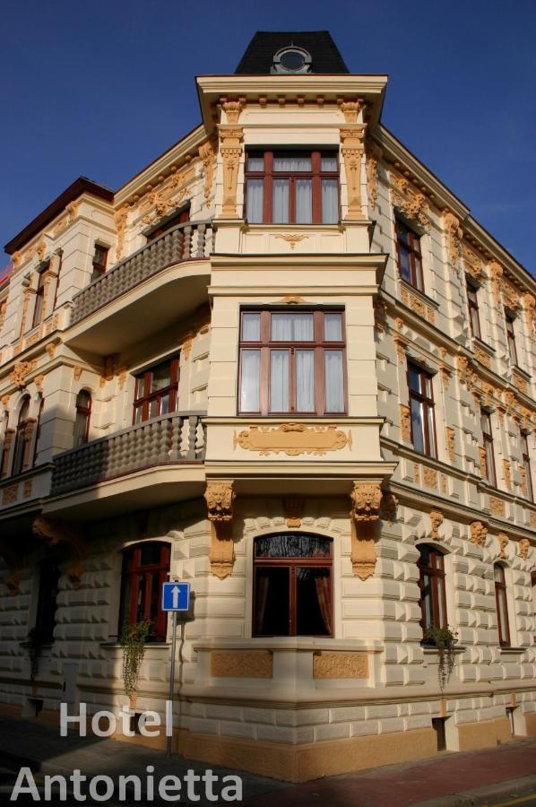 Hotel Antonietta Teplice Exterior foto