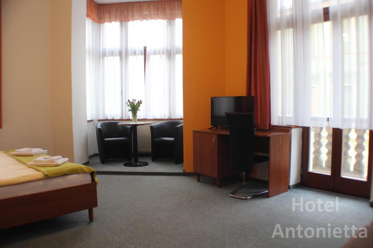 Hotel Antonietta Teplice Exterior foto
